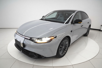 零跑汽车 零跑C01 2024款 纯电 525尊享版