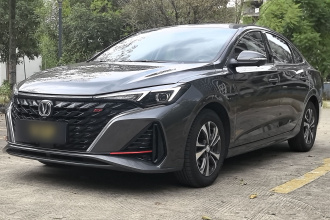 长安 逸动 2025款 PLUS 1.4T 双离合高能版