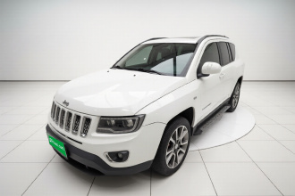 Jeep 指南者(进口) 2014款 改款 2.0L 两驱精英版