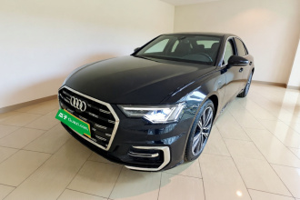 奥迪A6L 2024款 45 TFSI quattro 臻选动感型