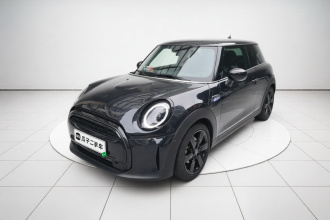 MINI 2023款 1.5T COOPER 紫夜出逃 特别版