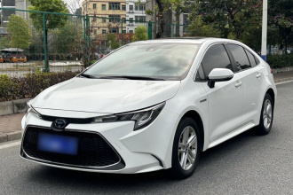 丰田 雷凌 2022款 双擎 1.8H E-CVT豪华版