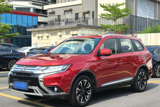 三菱 欧蓝德 2019款 2.0L 两驱畅享版 5座 国VI