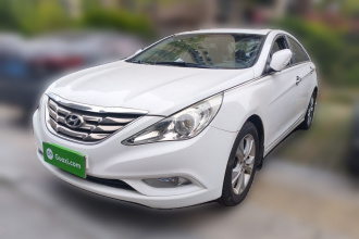 现代 索纳塔 2011款 2.0L 自动领先版