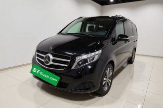 奔驰V级 2018款 V 260 领航版 国VI