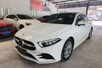 奔驰A级 2019款 A 200 L 运动轿车