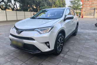丰田 RAV4荣放 2019款 2.0L CVT两驱风尚版 国VI