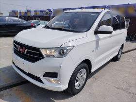 五菱汽车 五菱宏光 2021款 改款1.5L S舒适型 电动助力LAR