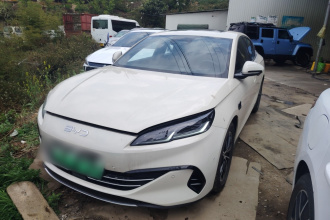 比亚迪 海豹06新能源 2025款 DM-i 智驾版 120KM尊享型