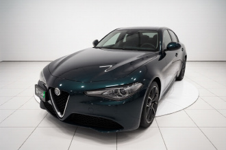 阿尔法·罗密欧 Giulia朱丽叶 2021款 2.0T 280HP 豪华版