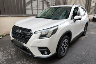 斯巴鲁 森林人 2022款 2.0i AWD豪华版EyeSight