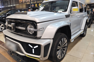 超境汽车 共创坦克300 2021款 2.0T 赛博坦克