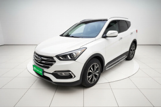 现代 胜达 2017款 2.0T 自动四驱智能型 7座