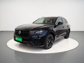 大众 途锐 2021款 3.0TSI 锐享版 曜黑运动套装