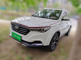 奔腾X40 2019款 1.6L 自动豪华型 国VI