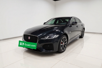 捷豹XFL 2022款 XFL 2.0T P250 两驱精英运动版
