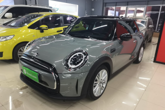 MINI 2022款 改款 1.5T COOPER 经典派