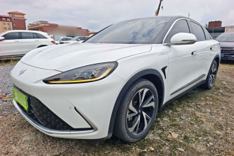 ARCFOX极狐 极狐 阿尔法S 2022款 525S 175kW