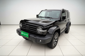 坦克300 2021款 城市版 2.0T 很有型