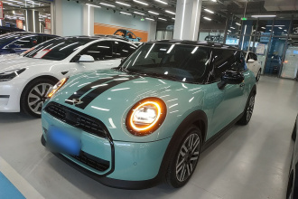 MINI 2025款 1.5T COOPER 经典派