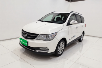 宝骏730 2016款 1.5L 手动舒适型 7座 国V