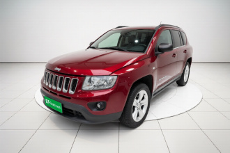 Jeep 指南者(进口) 2011款 2.4L 四驱运动版