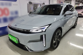 吉利银河 银河L6 2024款 125km PLUS 龙腾版