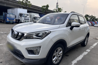 长安CS15 2016款 1.5L 自动时尚版