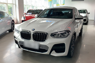宝马X4 2020款 xDrive25i M越野套装