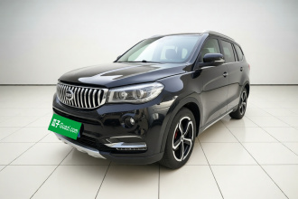 SWM斯威汽车 SWM斯威X7 2017款 1.5T 自动智享型 7座