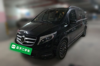 奔驰V级 2018款 V 260 L 尊贵加长版 国VI
