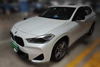 宝马X2 2023款 sDrive25i M运动曜夜版