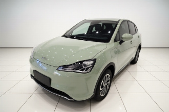 哪吒汽车 哪吒V 2022款 潮 300 Lite 磷酸铁锂