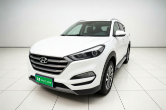 现代 途胜 2015款 1.6T 双离合两驱智能型
