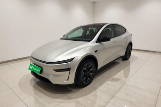 特斯拉 Model Y L 2025款 长续航全轮驱动版