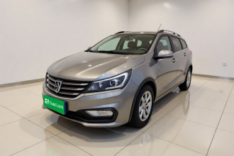 宝骏310W 2017款 1.5L 手动时尚型 国V