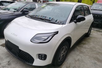 埃安 AION UT 2025款 330星辉版