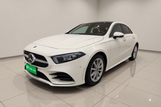 奔驰A级 2020款 改款 A 200 L 运动轿车时尚型