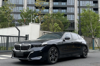 宝马5系 2024款 530Li 领先型 M运动套装
