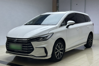 比亚迪 宋MAX新能源 2022款 DM-i 105KM 尊荣型