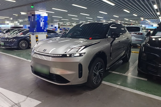 领克08 EM-P 2025款 120km 长续航Halo