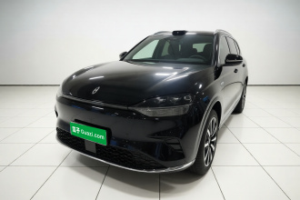 鸿蒙智行 问界M9 2025款 增程 Ultra版 52kWh 6座版 (192线激光雷达）