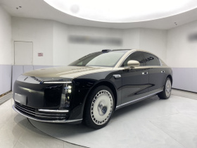 鸿蒙智行 尊界S800 2025款 增程 星耀行政版 4座（192线激光雷达）