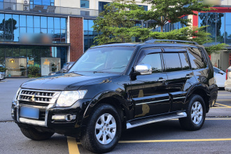 三菱 帕杰罗(进口) 2016款 3.0L 自动尊贵版 国V
