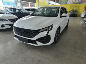 标致408 2022款 1.6T 追光版