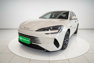 比亚迪 海豹 2023款 DM-i 1.5L 121km 豪华型