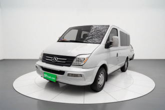 上汽大通MAXUS 新途V80 2021款 2.0T 手动经典傲运通短轴超低顶5/6座