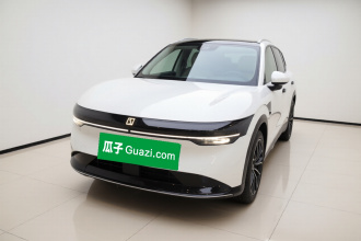 极氪7X 2025款 75kWh 后驱智驾版
