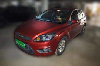 福特 福克斯 2013款 两厢经典 1.8L 自动基本型