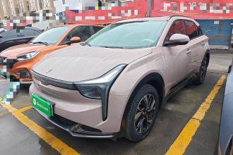 哪吒汽车 2022款 哪吒U-Ⅱ 610 三元锂